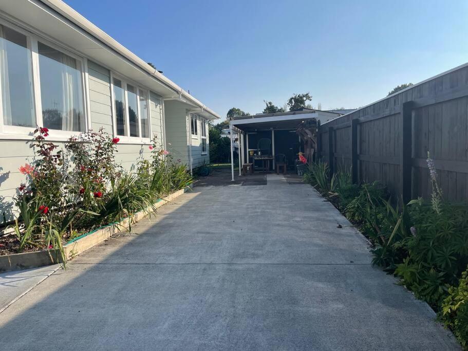 Turangi Home Family Size Lago Lago Taupo Exterior foto